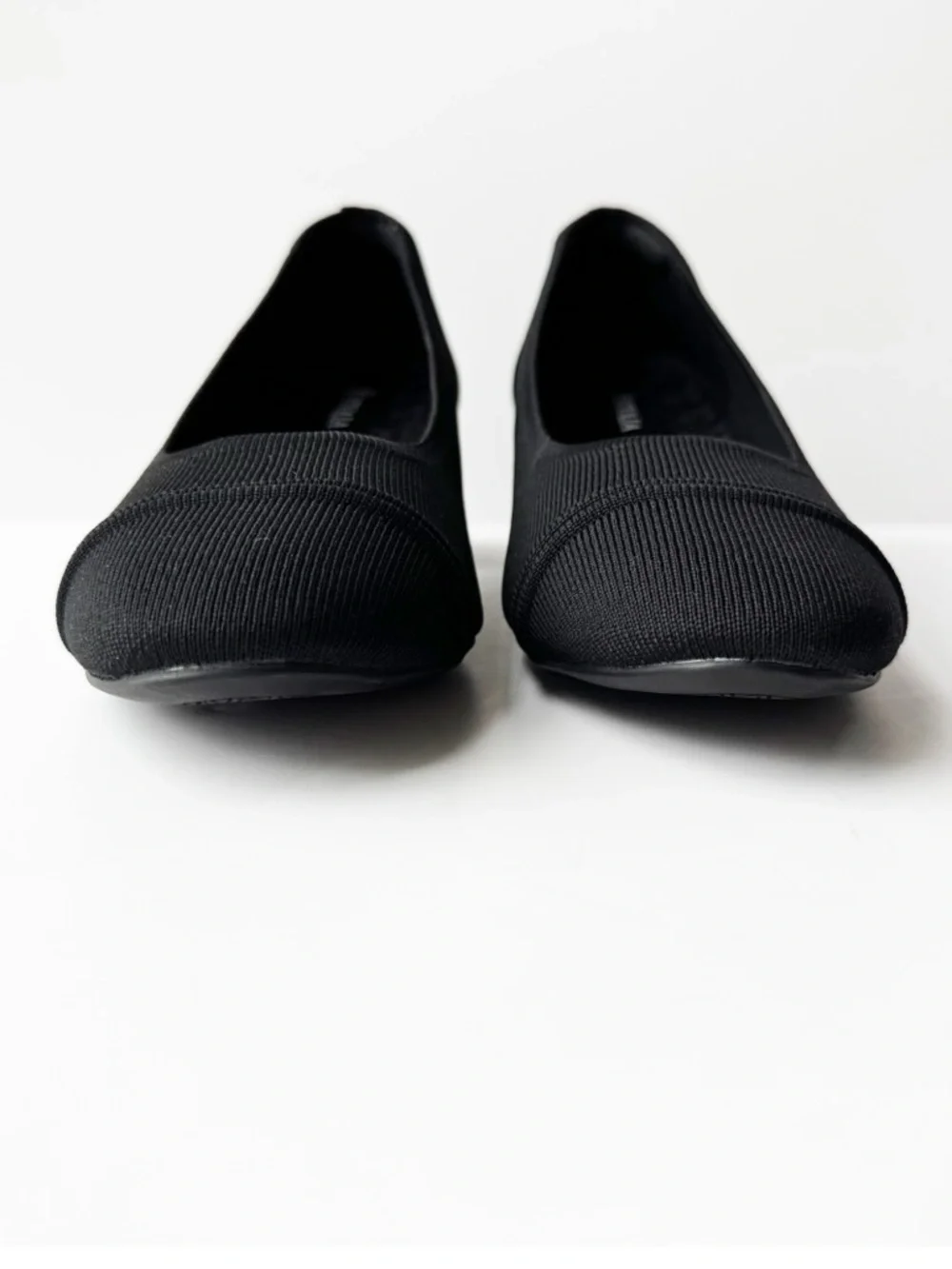 Vivaia Julie Pro Almond-Toe Chunky Heels in Black | 43 - Picture 4 of 11